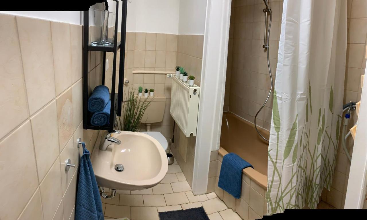 Haus Am Stadtrand Mit Super Verbindung In Die City Кассель Экстерьер фото